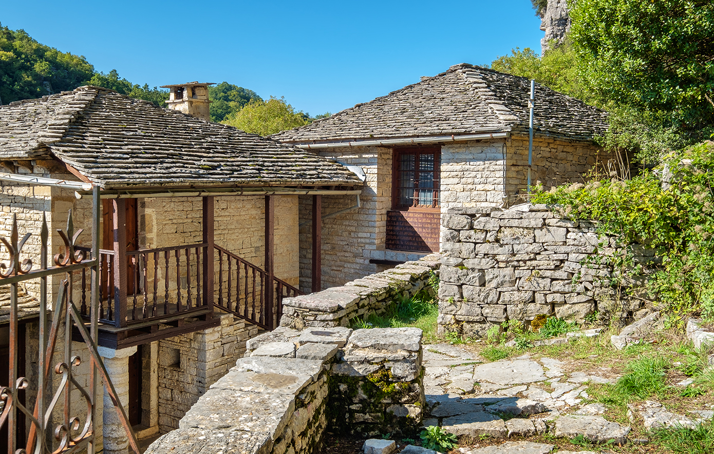 Μονή Αγίας Παρασκευής στο Μονοδένδρι Μονή Αγίας Παρασκευής στο Μονοδένδρι