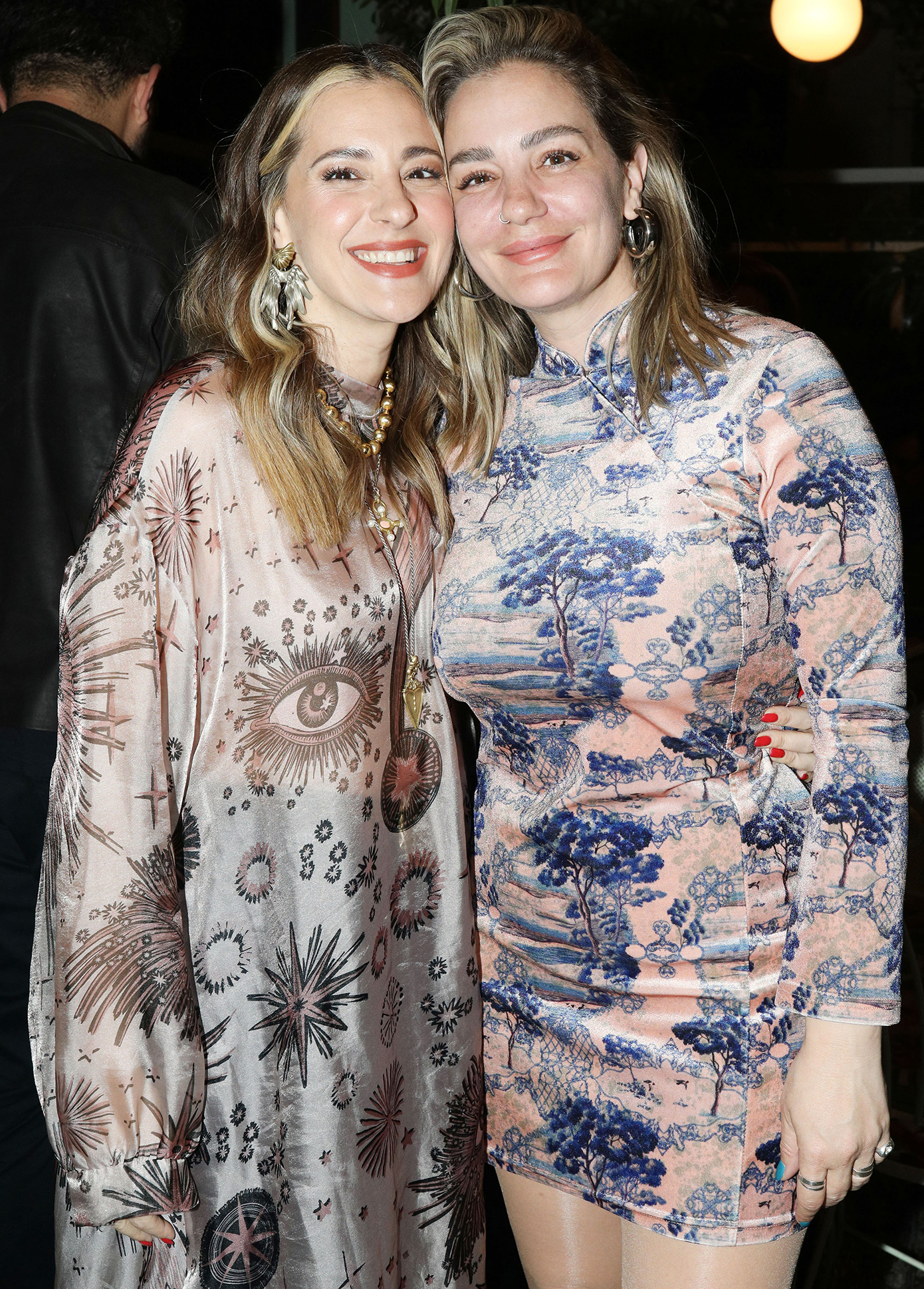 Νατάσσα Μποφίλιου - Νέλλυ Μποφίλιου Νατάσσα Μποφίλιου - Νέλλυ Μποφίλιου