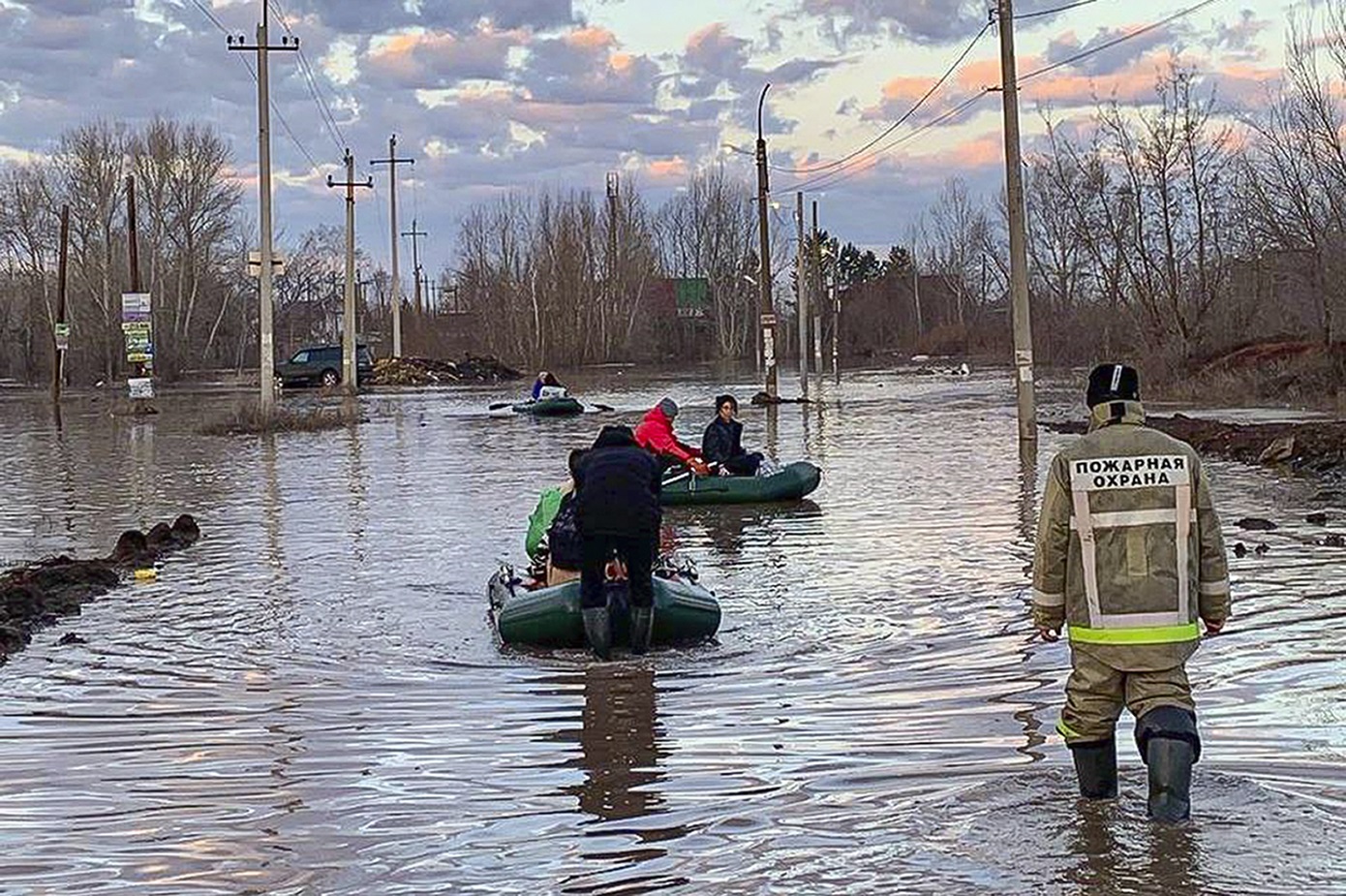 Χιλιάδες σπίτια πλημμύρισαν στη Ρωσία &#8211; Τι προκαλεί το φαινόμενο