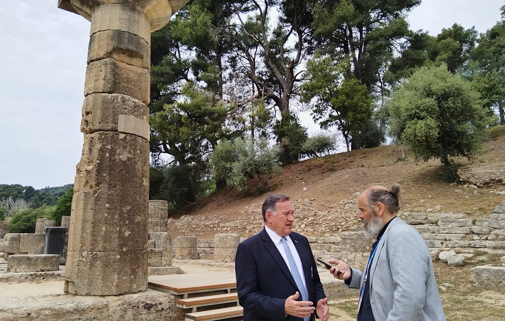 Σπύρος Καπράλος: Να θυμίζουμε στους Έλληνες και όλους τους λαούς τις αξίες που πρεσβεύουν οι Ολυμπιακοί Αγώνες