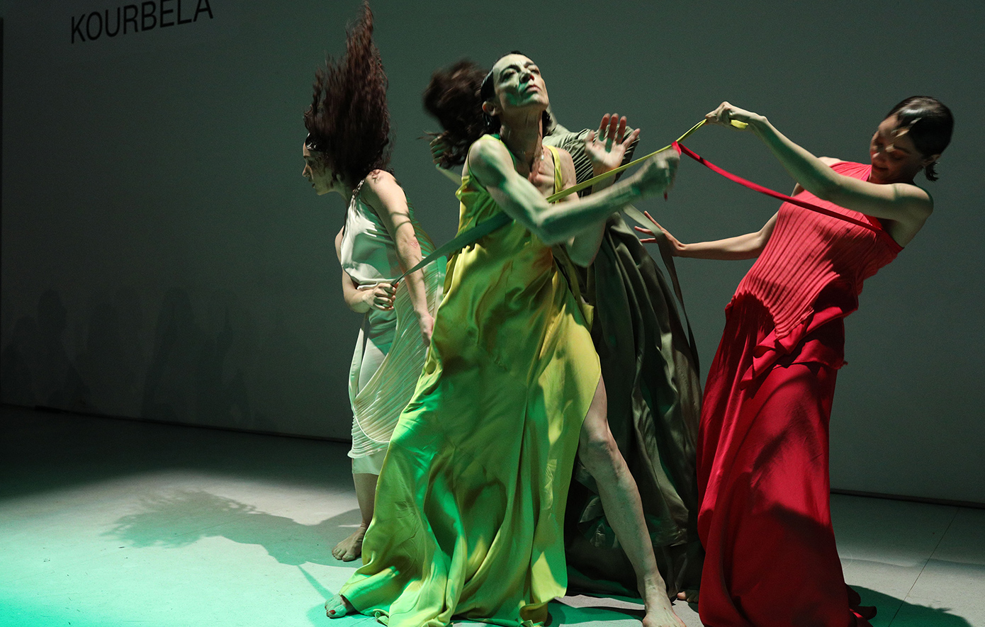 Έλενα Τοπαλίδου Έλενα Τοπαλίδου