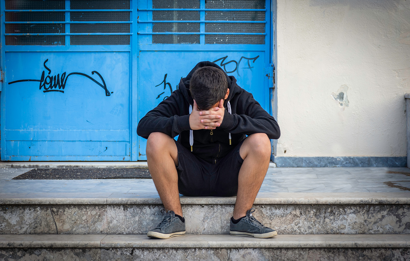 «Παλιοαλβανέ γύρνα στην πατρίδα σου»: Συγκλονίζει ο 14χρονος που του έσβησαν τσιγάρο στο μάγουλο στην Πέλλα