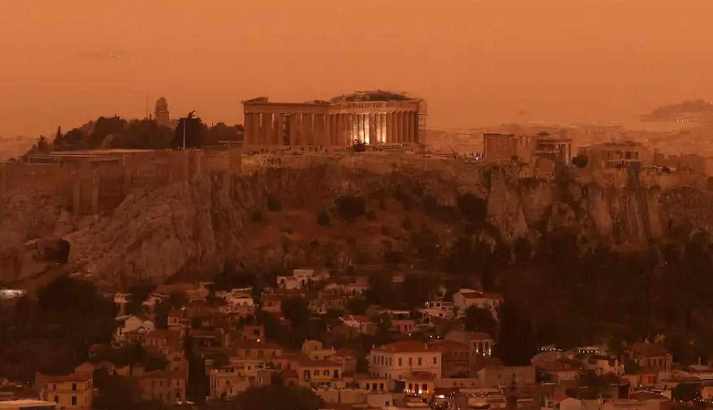 Ανάλυση: Γιατί έρχεται σκόνη από τη Σαχάρα στην Ευρώπη και πώς μπορούμε να προφυλαχθούμε