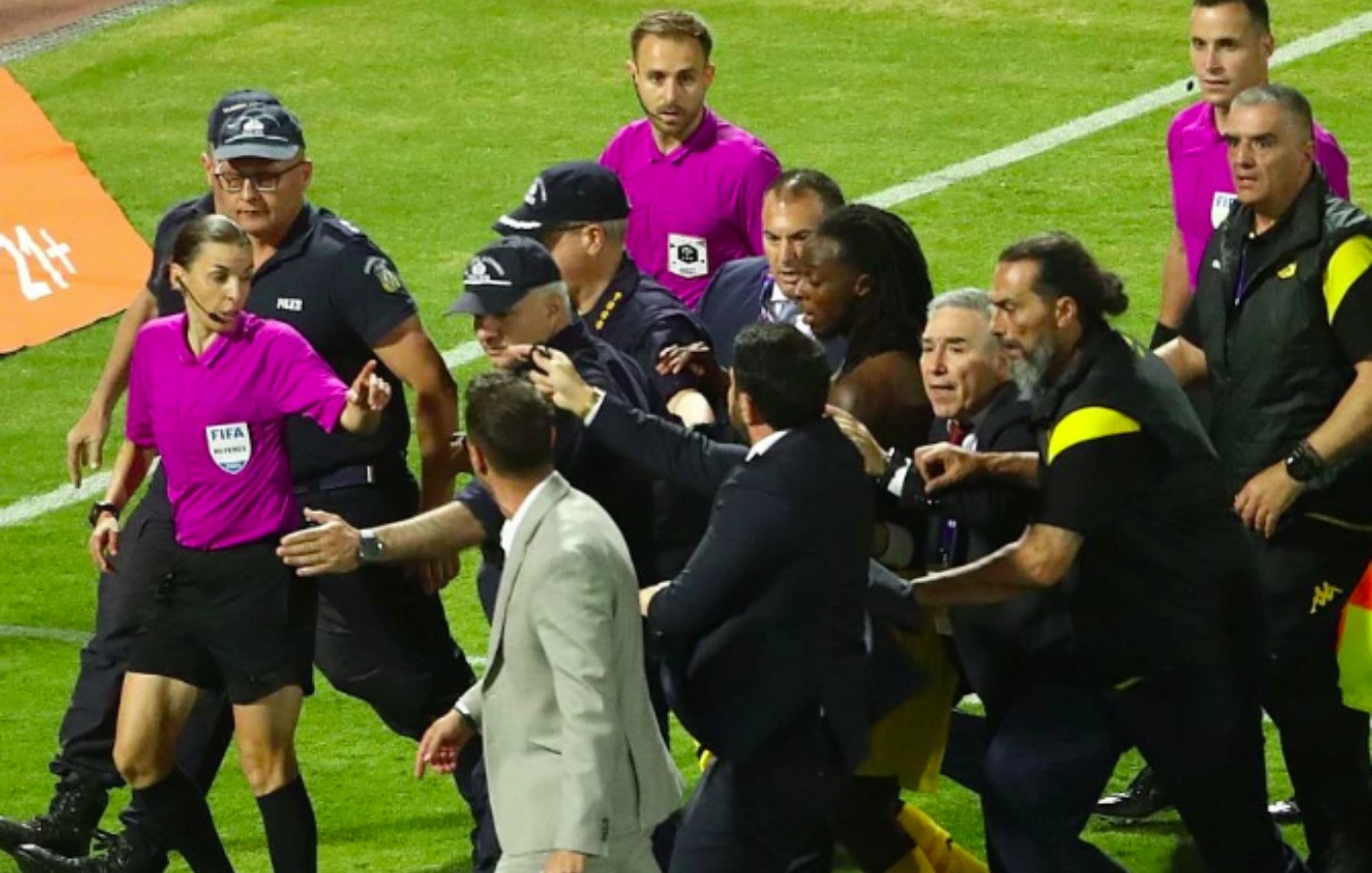 Τελικός κυπέλλου Ελλάδας: Η UEFA ενημερώθηκε για όλα όσα έγιναν κατά της διαιτητή Φραπάρ