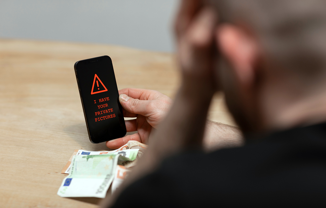 Εκβιασμός στο διαδίκτυο Εκβιασμός στο διαδίκτυο