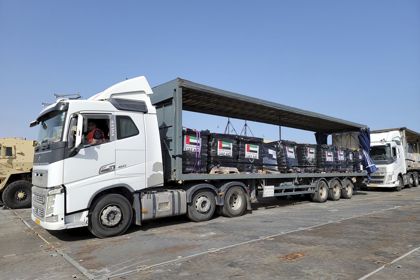 Από την προσωρινή προβλήτα στη Γάζα πέρασαν σχεδόν 100 φορτηγά με βοήθεια, σύμφωνα με τον ΟΗΕ