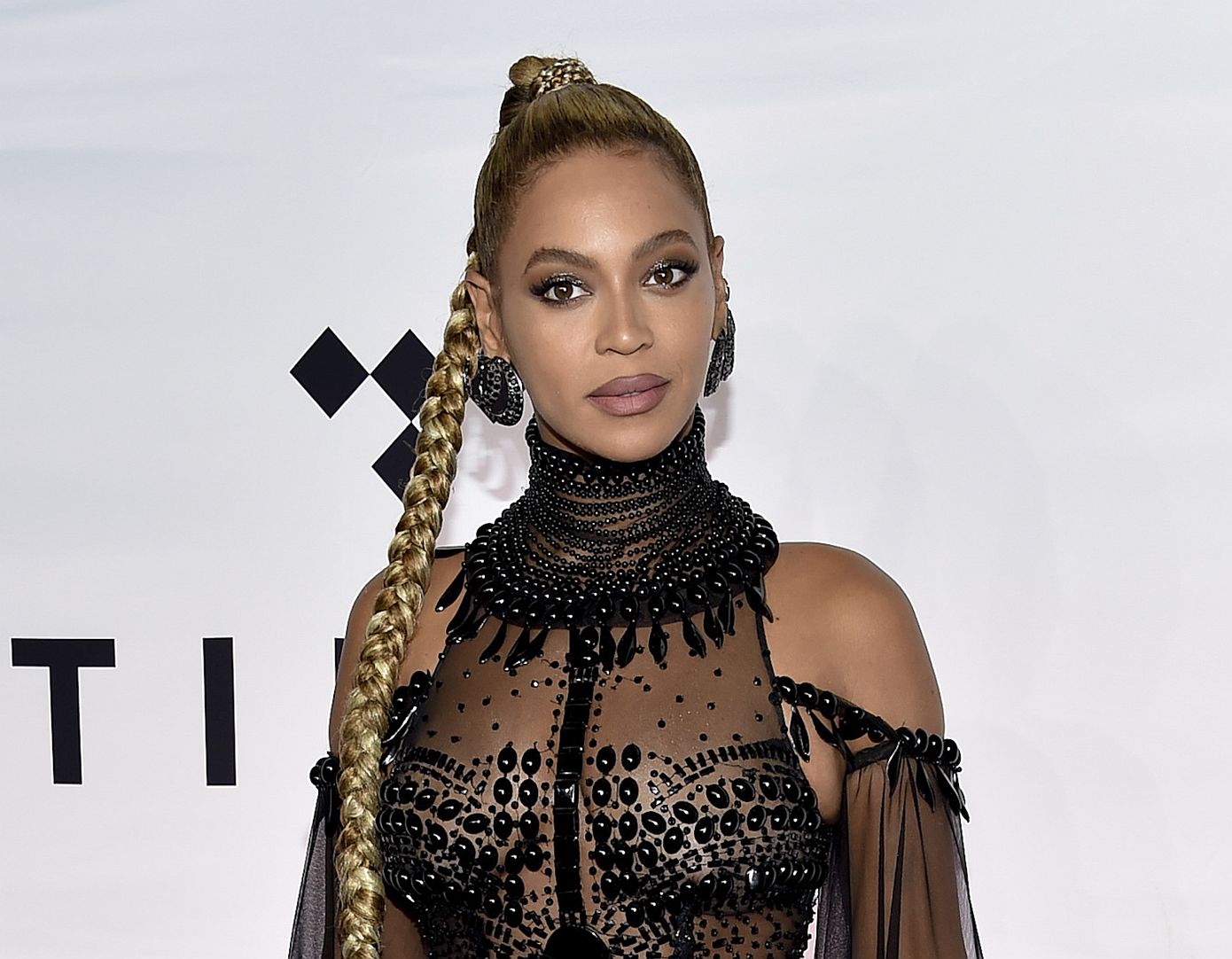 Τι έκανε η Beyoncé και απογείωσε τις πωλήσεις του Levi’s 501;