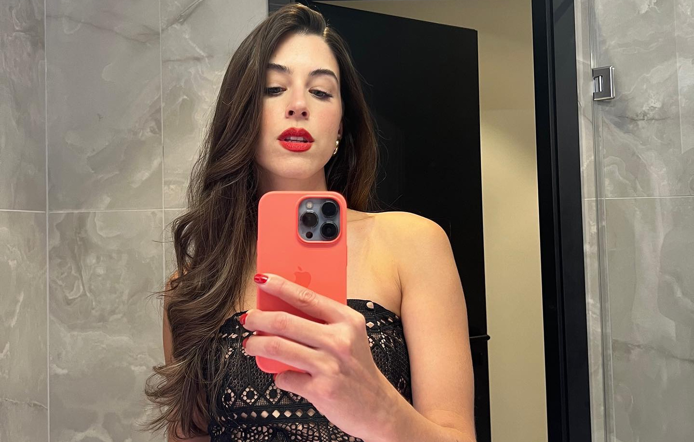 Η Demy απάντησε αν είναι έγκυος – Οι φωτογραφίες που πυροδότησαν τις φήμες