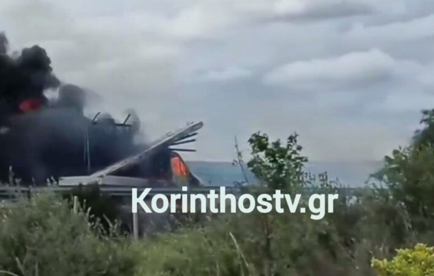 Φωτιά ξέσπασε σε φορτηγάκι εν κινήσει στην Πατρών – Κορίνθου – Διεκόπη η κυκλοφορία