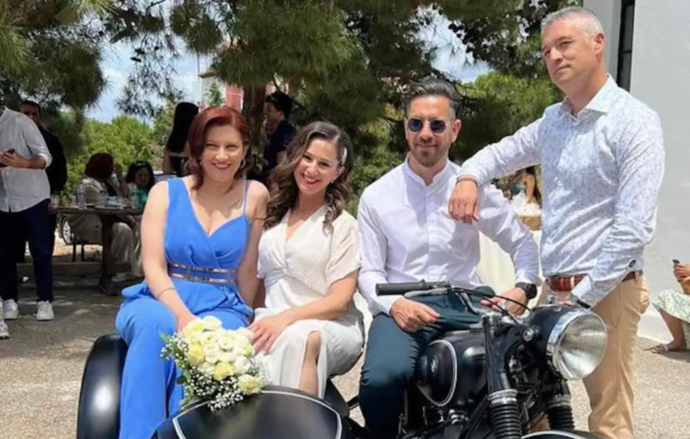 Vintage γάμος στη Χαλκίδα: Γαμπρός έφτιαξε μοτοσικλέτα και έβαλε τη νύφη σε καλάθι
