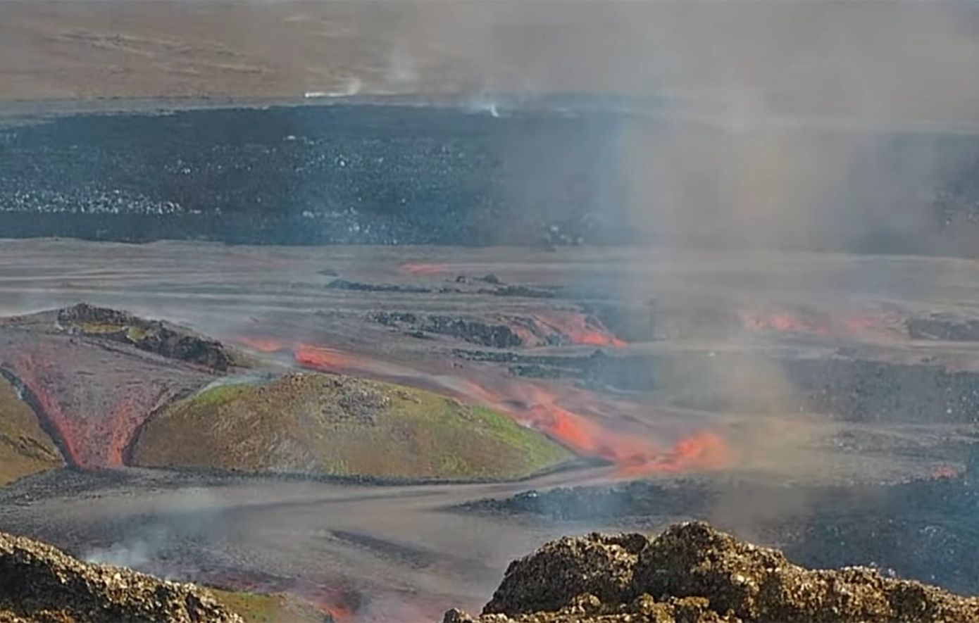 Ισλανδία: Νέα έκρηξη ηφαιστείου στο Γκρίνταβικ &#8211; Οι εντυπωσιακές εικόνες