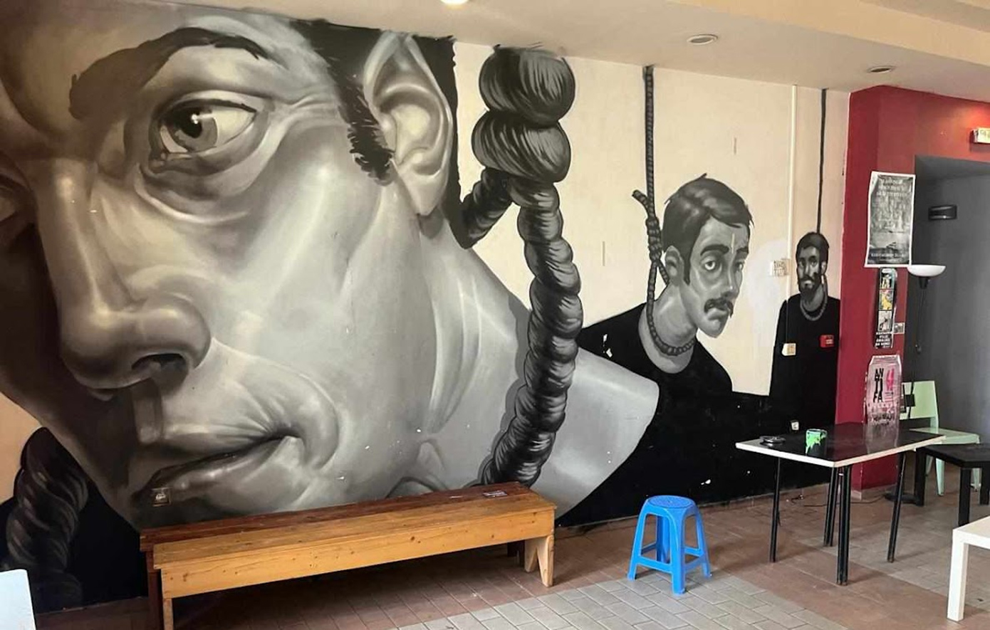 Φωτογραφίες μέσα από την κατάληψη στη Νομική Σχολή Φωτογραφίες μέσα από την κατάληψη στη Νομική Σχολή