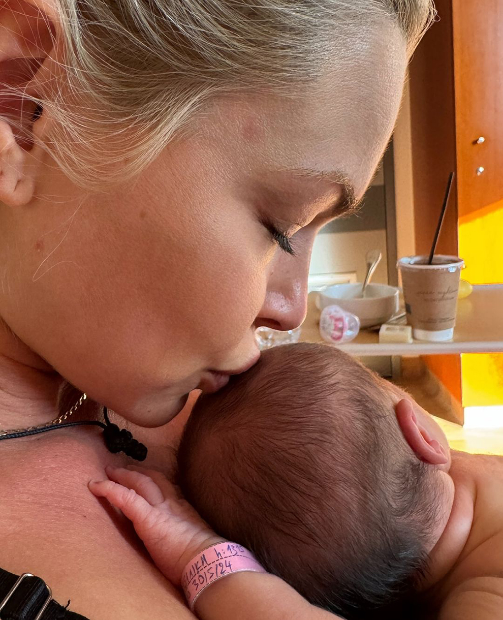 Βίκυ Κάβουρα