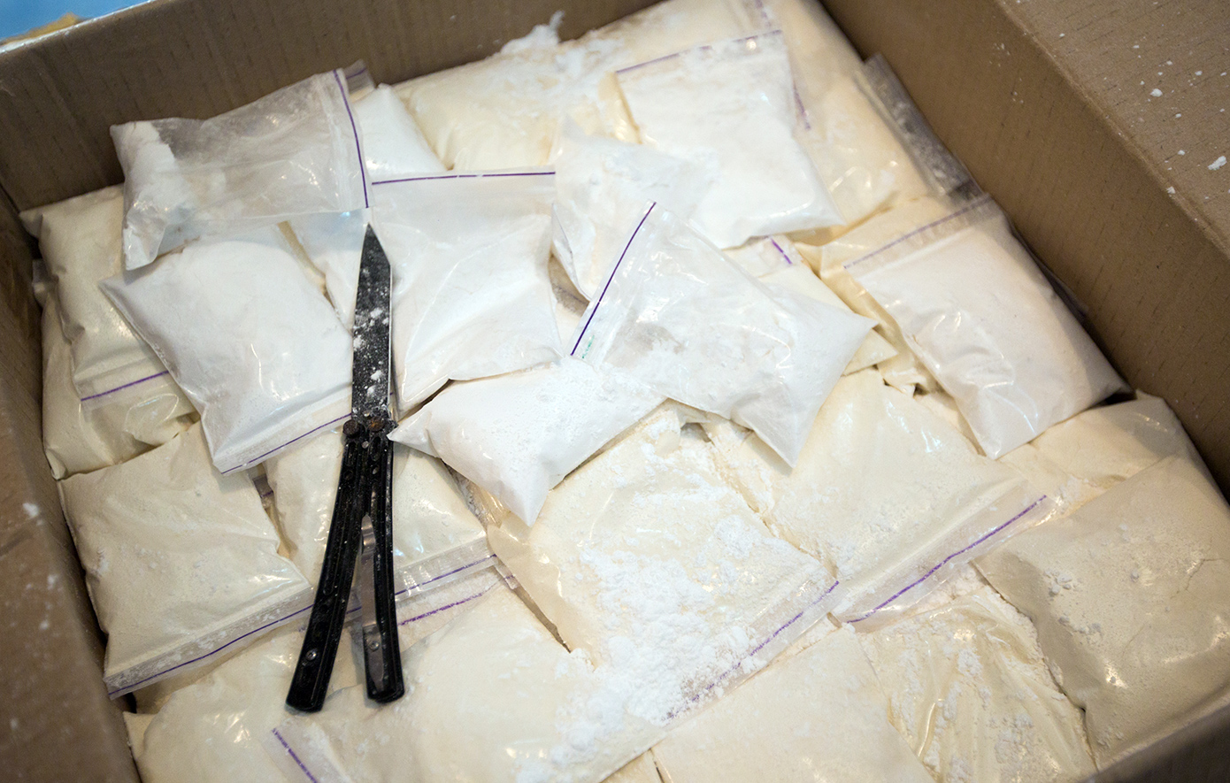 Περίπου 300 κιλά κοκαΐνης σε κοντέινερ με γαρίδες στο λιμάνι του Πειραιά &#8211; Προορισμός τους η Αλβανία, συνελήφθη ναρκέμπορος