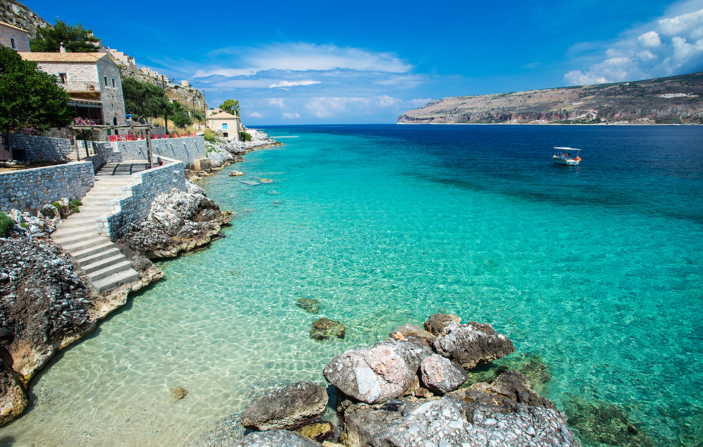 Τέσσερις παραλίες στη Λακωνική Μάνη σκέτο όνειρο