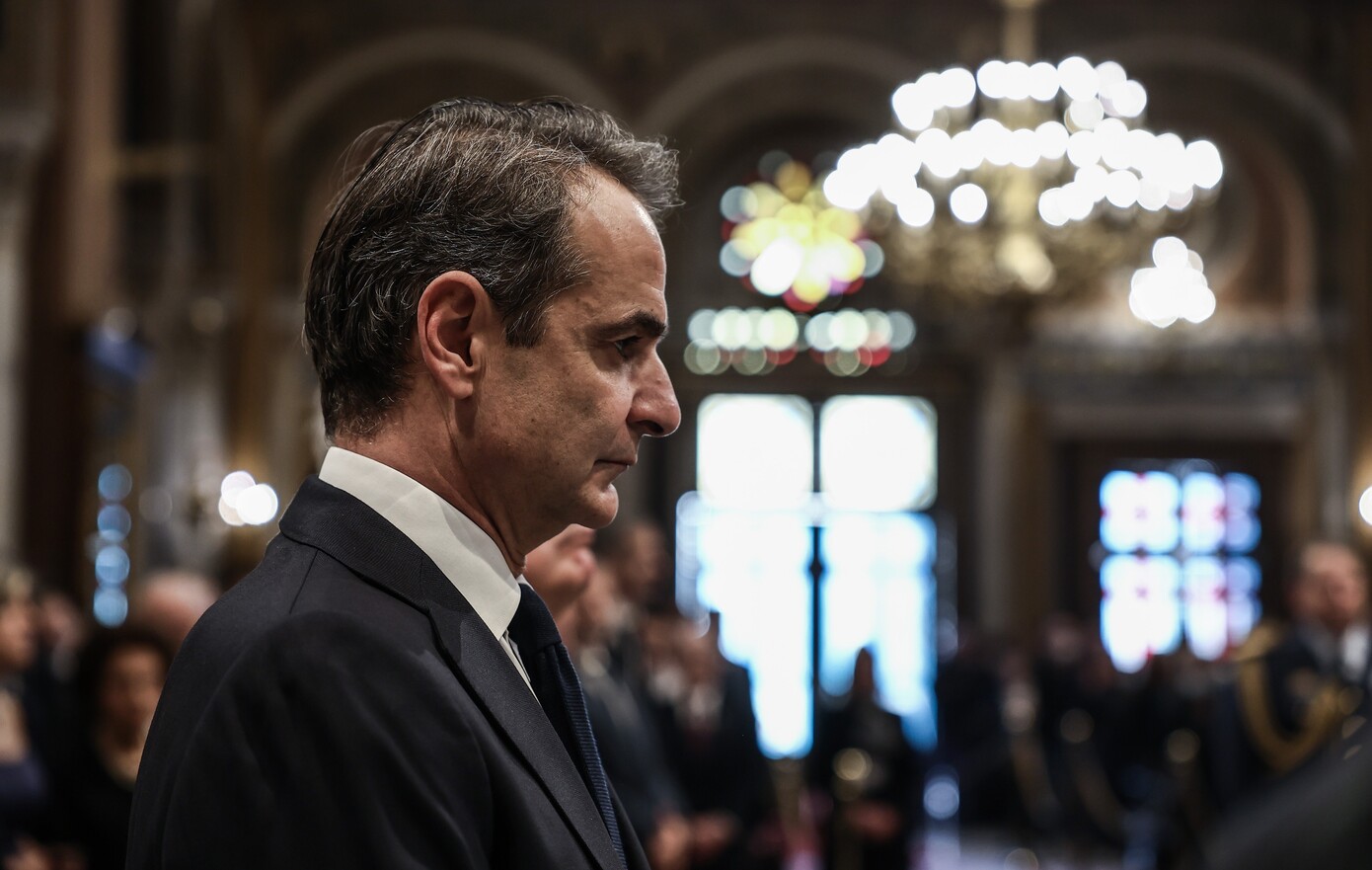 Το διπλό στοίχημα του Μαξίμου για το πρώτο τρίμηνο του 2025