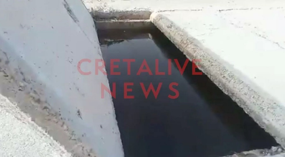 Πλημμύρισαν οι τάφοι στο Λασίθι – Βγάζουν το νερό με αντλίες