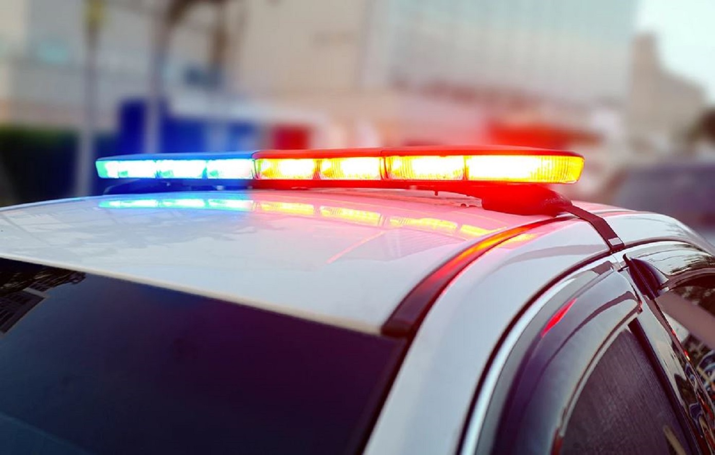 Επεισοδιακή σύλληψη στη Νέα Ιωνία: Χτύπησε με κλωτσιές και γροθιές αστυνομικούς φεύγοντας από κατάστημα που έκλεψε