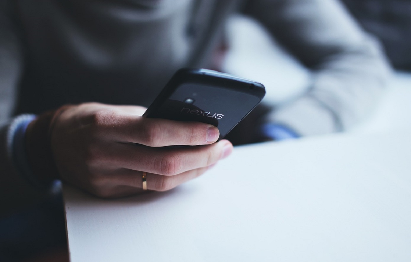 Τα smartphones βασικό μέσο για πραγματοποίηση συναλλαγών σε διεθνές και εγχώριο επίπεδο &#8211; 1,7 δισ. mobile τραπεζικοί λογαριασμοί