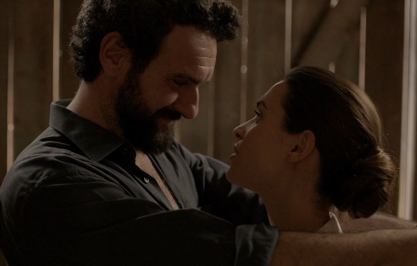 Το προξενιό της Ιουλίας Το προξενιό της Ιουλίας