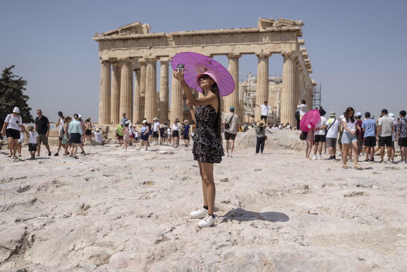 Τι ζητούν Γερμανοί, Άγγλοι, Γάλλοι και Ισπανοί από τις διακοπές τους στην Ελλάδα; – Ποιοι θέλουν χαλάρωση, ποιοι αναζητούν νέες εμπειρίες