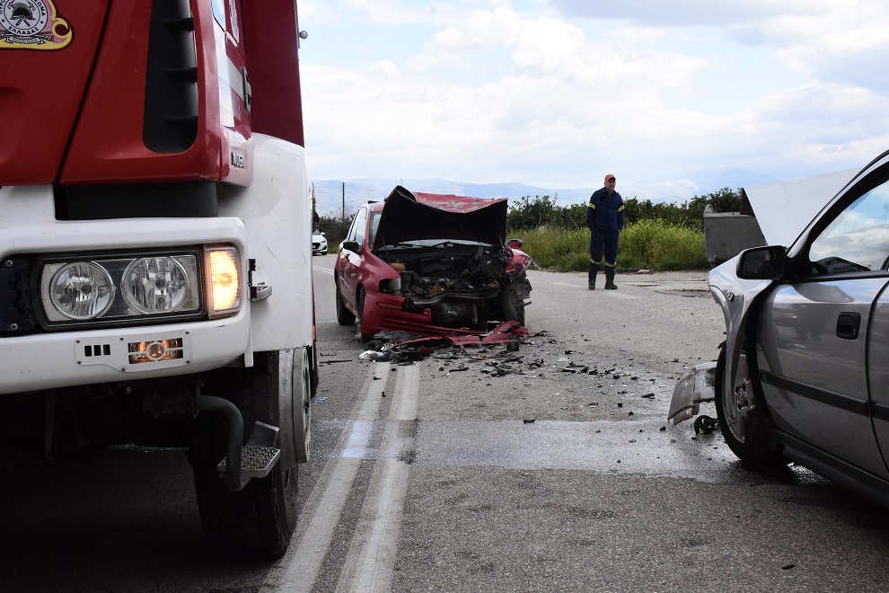 Καραμπόλα τριών οχημάτων με πέντε τραυματίες στη Θεσσαλονίκη
