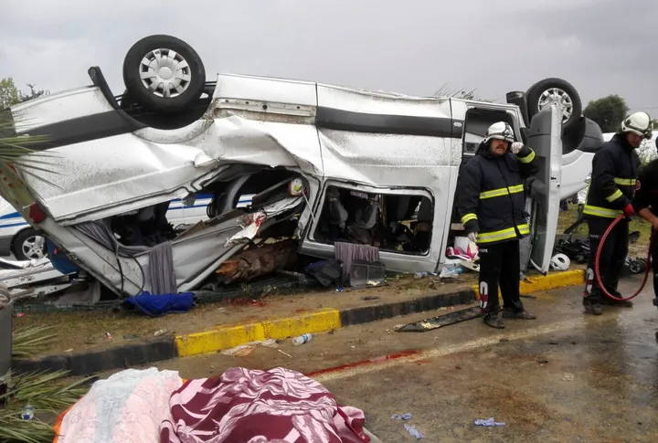 Σοκαριστικό τροχαίο στην Τουρκία με δέκα νεκρούς και 39 τραυματίες