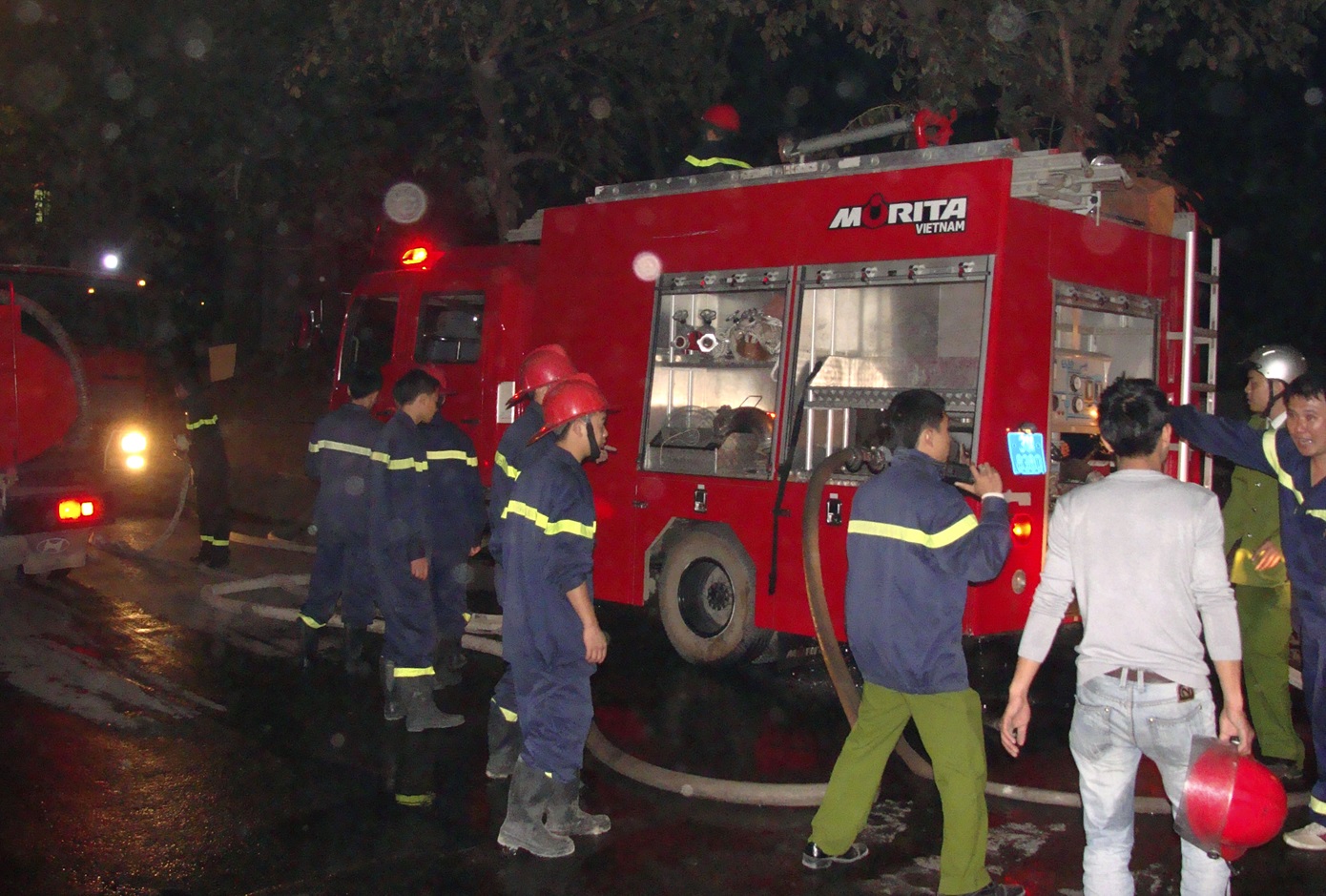 Τραγικός απολογισμός από πυρκαγιά στο Βιετνάμ με 14 νεκρούς