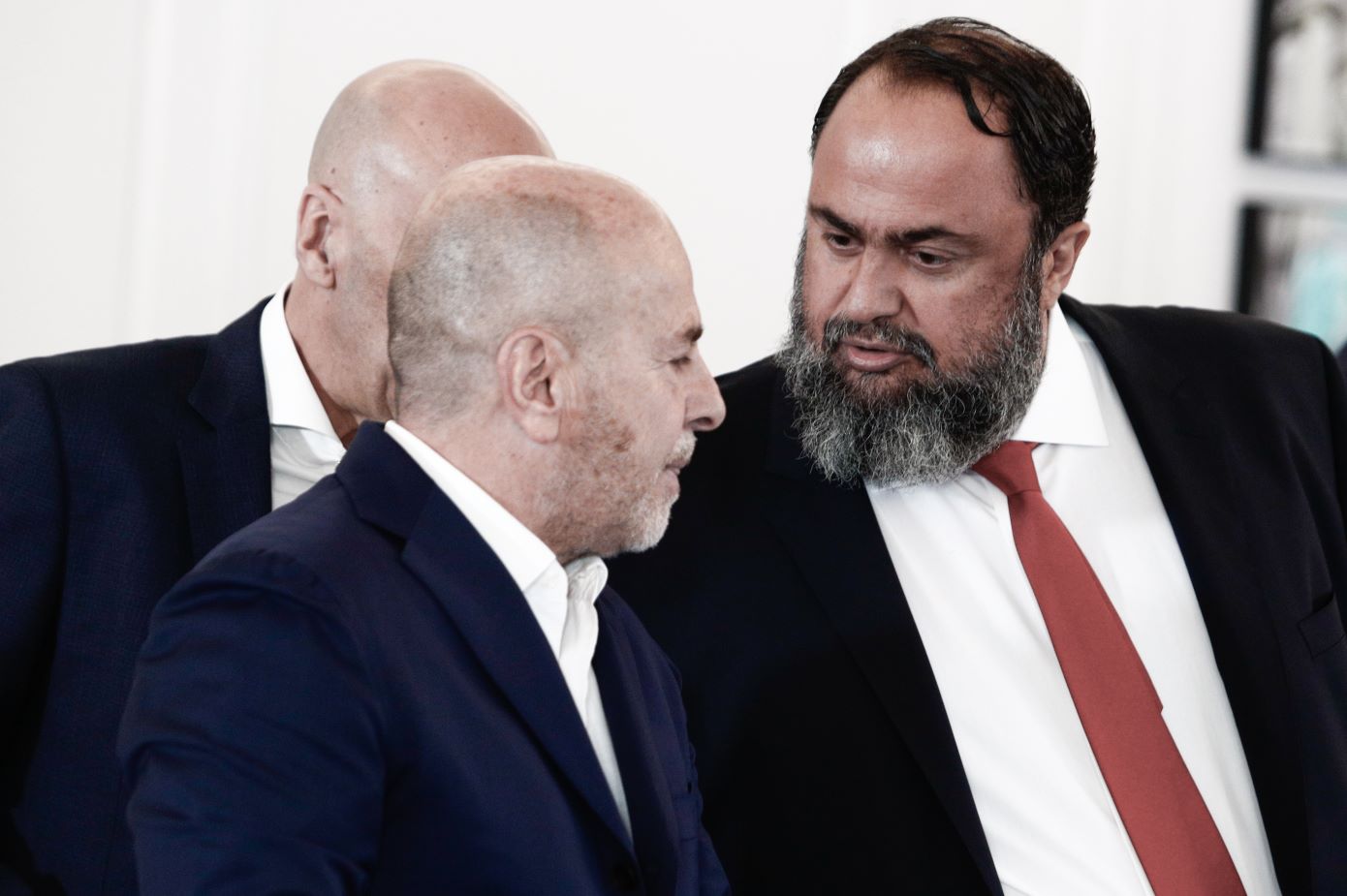 Ημέρα εκλογών στη Superleague, μάχη Μαρινάκη – Αλαφούζου
