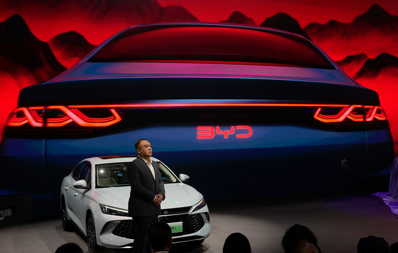Η Κίνα σχεδιάζει να πουλήσει φθηνά ηλεκτρικά οχήματα σε όλο τον κόσμο εκτός από τις ΗΠΑ και την Ευρώπη