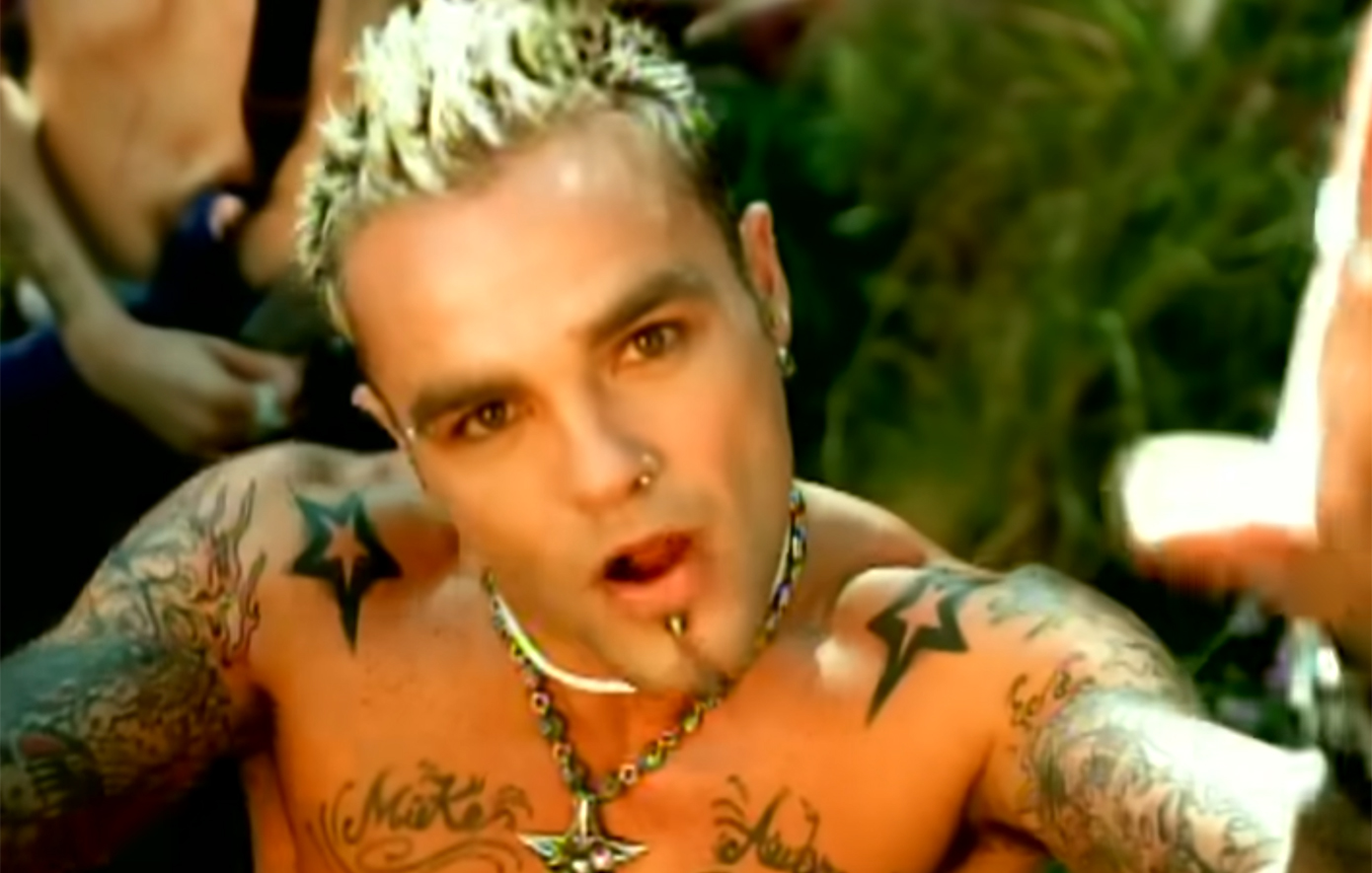 Νεκρός στα 49 του ο frontman των «Crazy Town», Shifty Shellshock