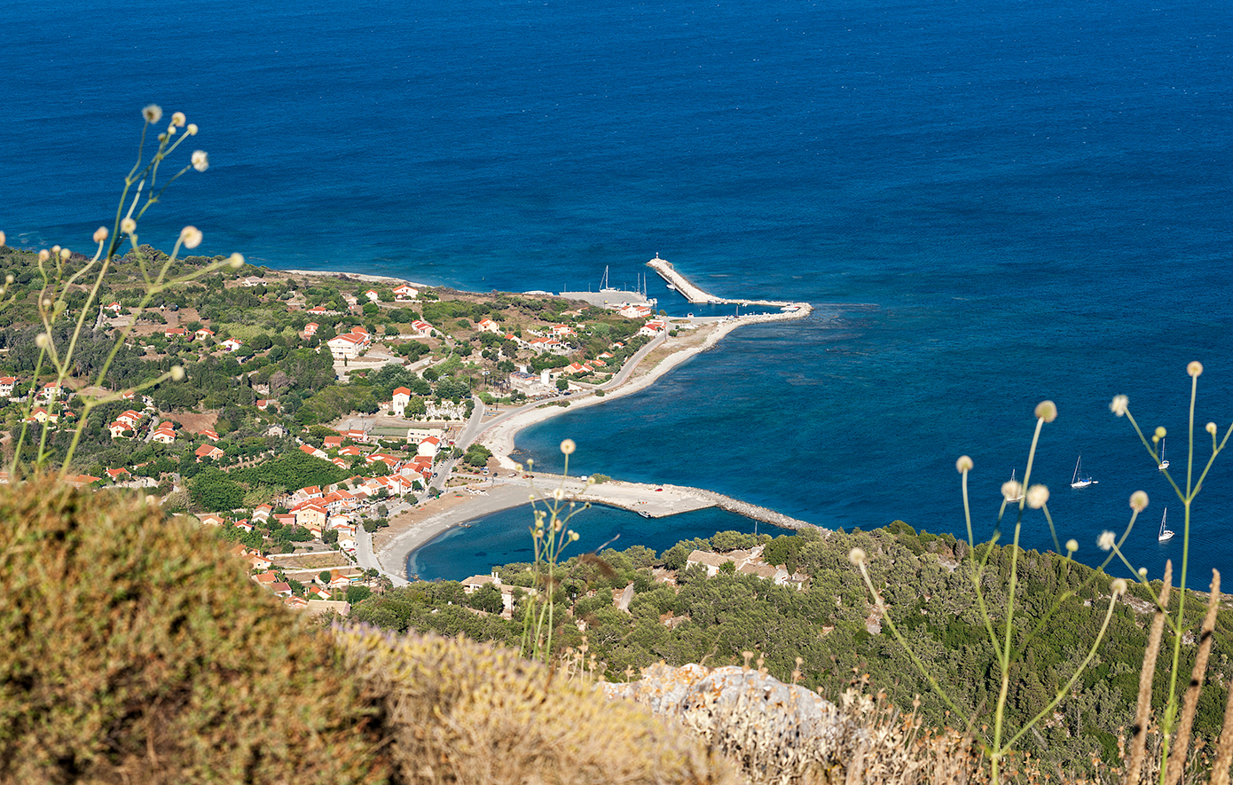 Οθωνοί, Διαπόντεια νησιά Οθωνοί, Διαπόντεια νησιά