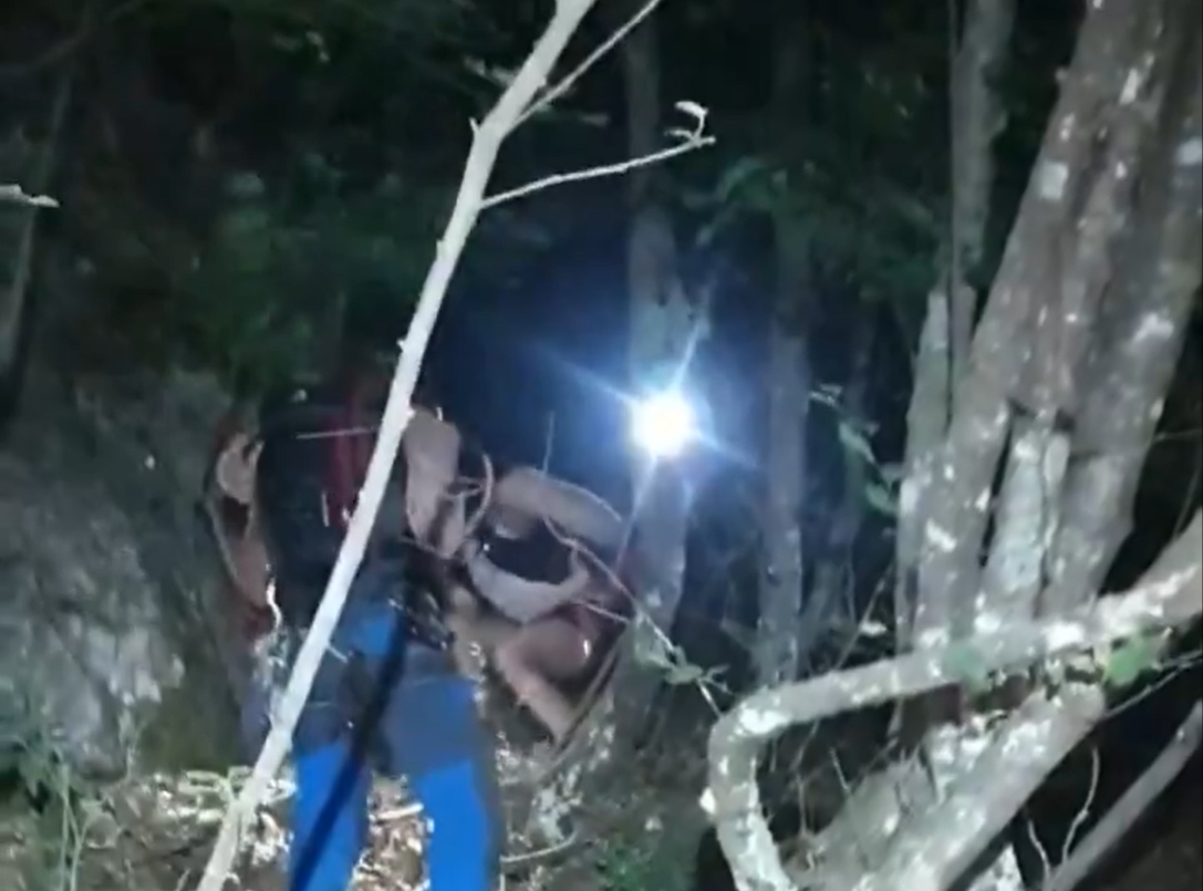 Δραματική διάσωση άνδρα από δύσβατο μονοπάτι του Ολύμπου σε υψόμετρο 1.100μ.