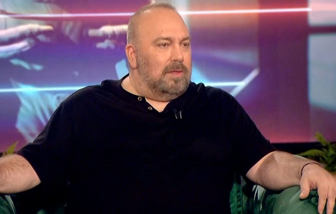 Γιώργος Αλκαίος: «Πείνασα εκείνο το καλοκαίρι – Έβγαζα τον μήνα με 16 κεφτεδάκια και ένα πακέτο μακαρόνια»