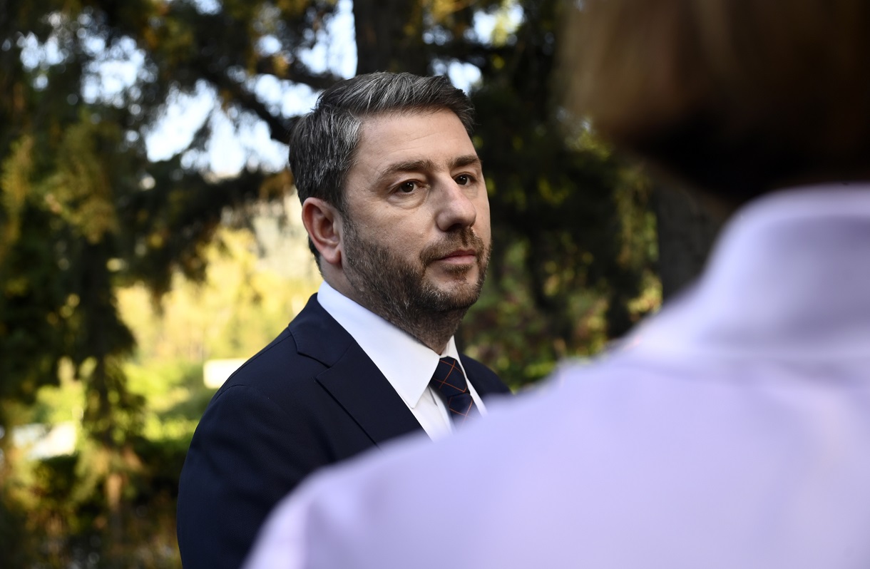 Τι θα γίνει στο ΠΑΣΟΚ μετά τις πρώτες διαγραφές από τον Ανδρουλάκη, φτιάχνει κλίμα ο Τσίπρας για να έχει ρόλο την επόμενη μέρα