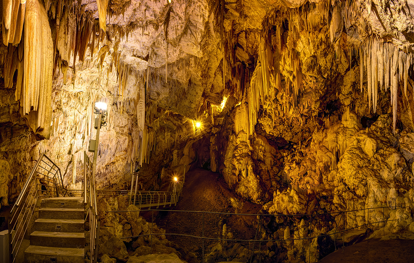 Σπήλαιο Αντίπαρος Σπήλαιο Αντίπαρος