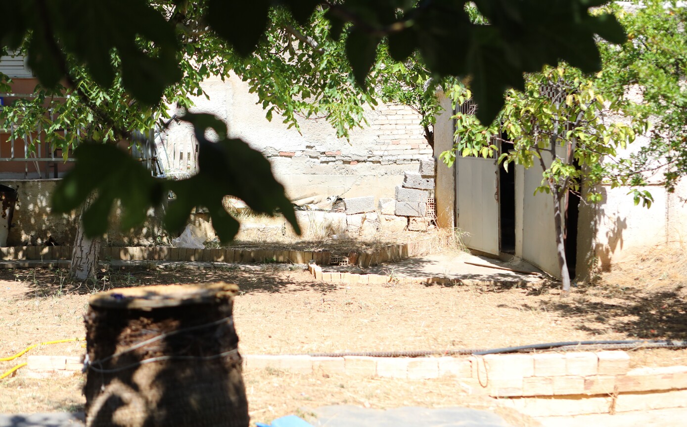 «Δεν άντεχα τη μυρωδιά και έκαψα τη σορό, δεν τον τεμάχισα» – Σοκάρουν τα λόγια του γιου του ηλικιωμένου από τα Άνω Λιόσια