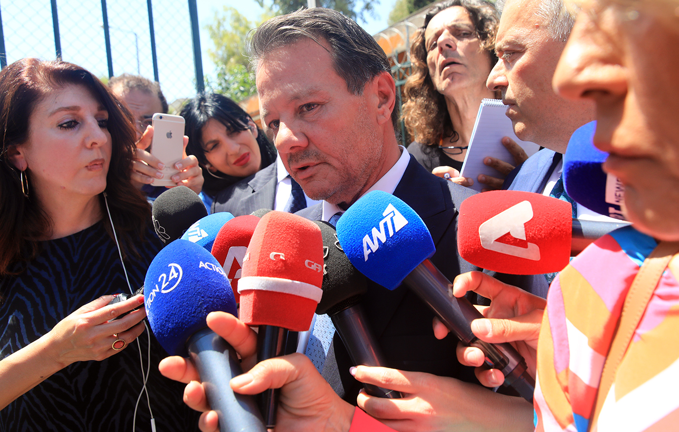 «Ζητώ συγγνώμη, θα ζητήσω βοήθεια» &#8211; Ελεύθερος ο γνωστός ποινικολόγος, Απόστολος Λύτρας, για τον ξυλοδαρμό της συζύγου του