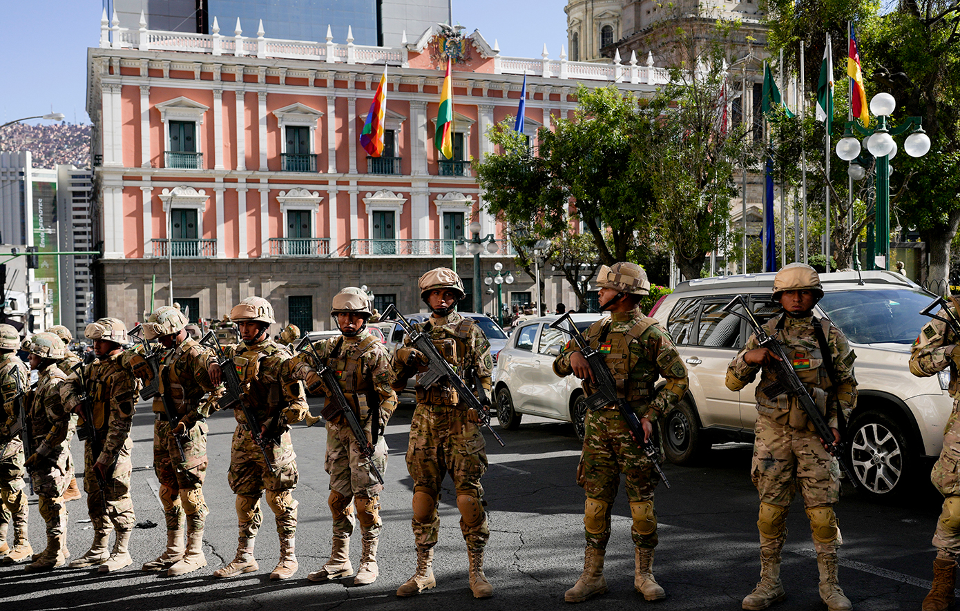 Απόπειρα πραξικοπήματος στη Βολιβία – Συνελήφθησαν περίπου 12 στρατιωτικοί