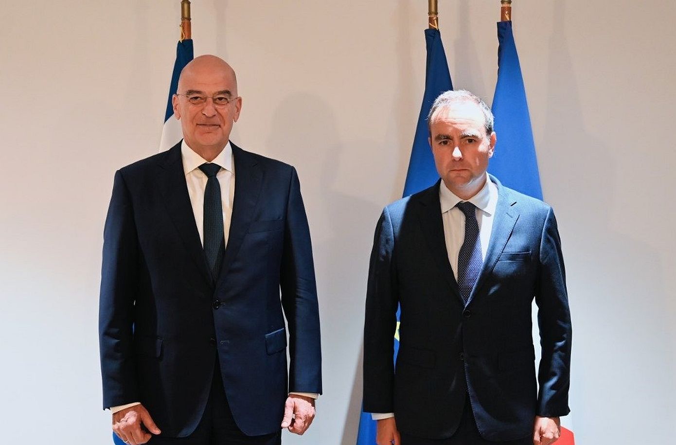 Στα εγκαίνια της έκθεσης Eurosatory 2024 ο Νίκος Δένδιας &#8211; Συναντήθηκε με τον γάλλο ομόλογό του Σεμπαστιέν Λεκορνί