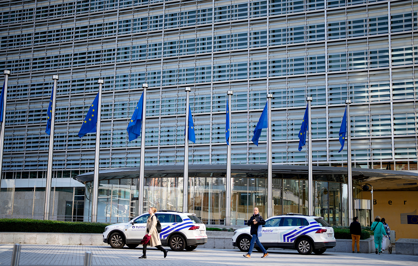 Η Κομισιόν ανοίγει διαδικασία υπερβολικού ελλείμματος για Γαλλία, Ιταλία και άλλες πέντε χώρες
