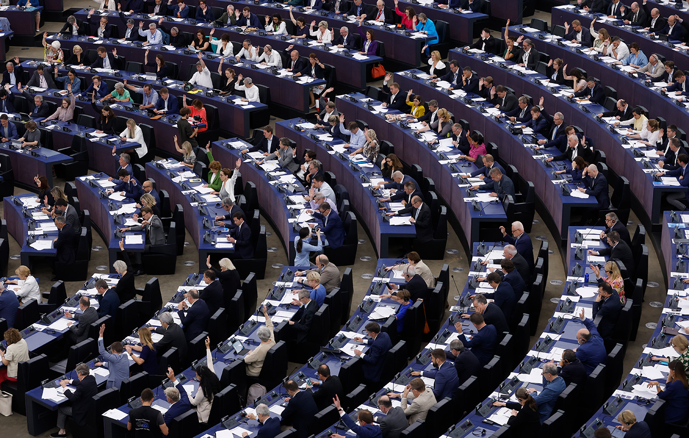 Πολιτικές αναταραχές φέρνει η άνοδος στης άκρας δεξιάς σε Γαλλία και Βρυξέλλες στην ΕΕ
