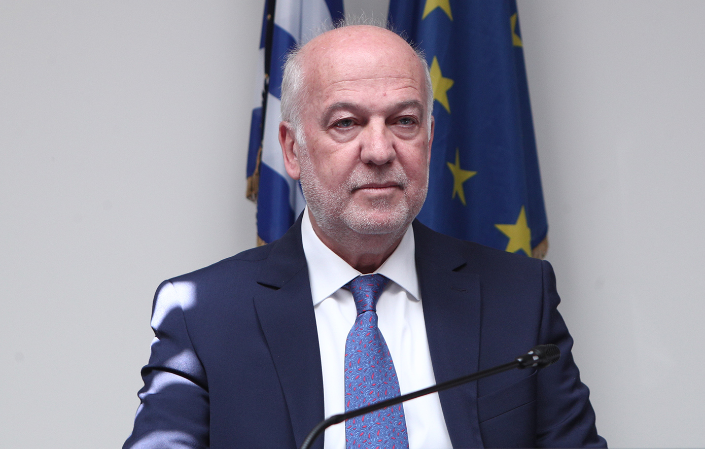 Φλωρίδης: Έρχονται αυστηρές ποινές για όσους πωλούν αλκοόλ σε ανήλικους