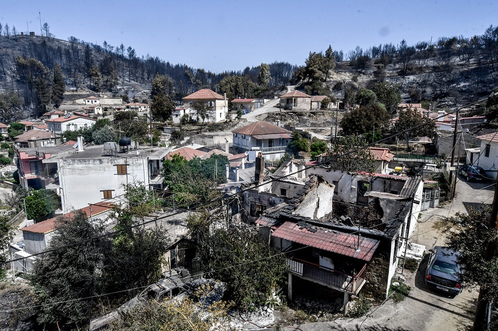 Περισσότερα από 30.000 στρέμματα έγιναν στάχτη στην Αχαΐα μέσα σε 12 ώρες – Δείτε τον χάρτη