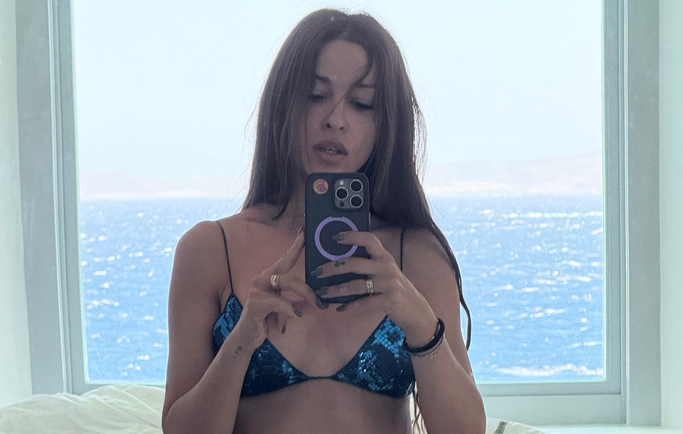 Η Ελένη Φουρέιρα ποζάρει με μικροσκοπικό μπικίνι στη Μύκονο &#8211; Πιο σέξι από ποτέ