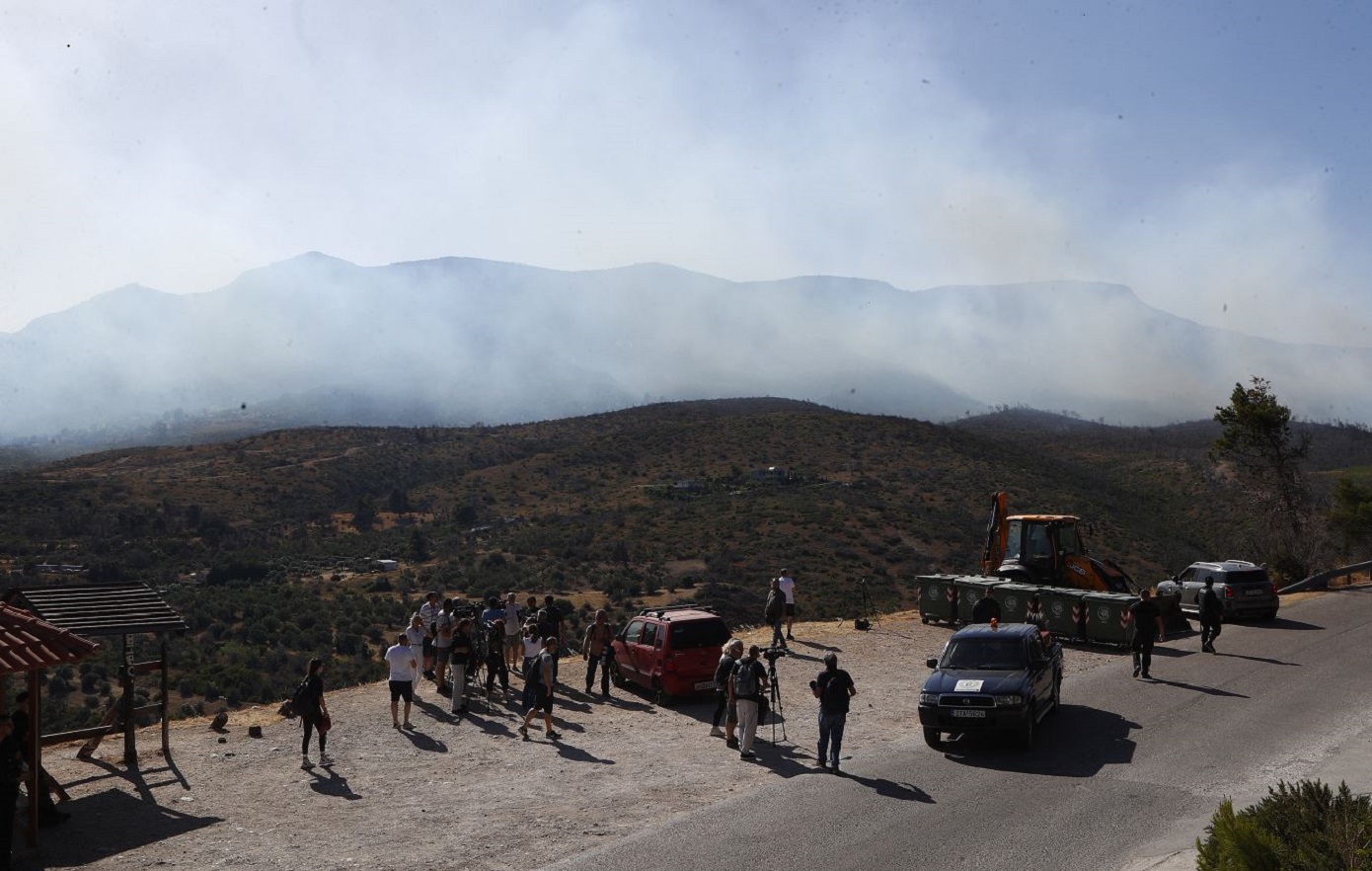 Ισχυρές ριπές ανέμου στην Πάρνηθα: Φτάνουν τα 7 με 8 μποφόρ &#8211; Πότε εξασθενούν