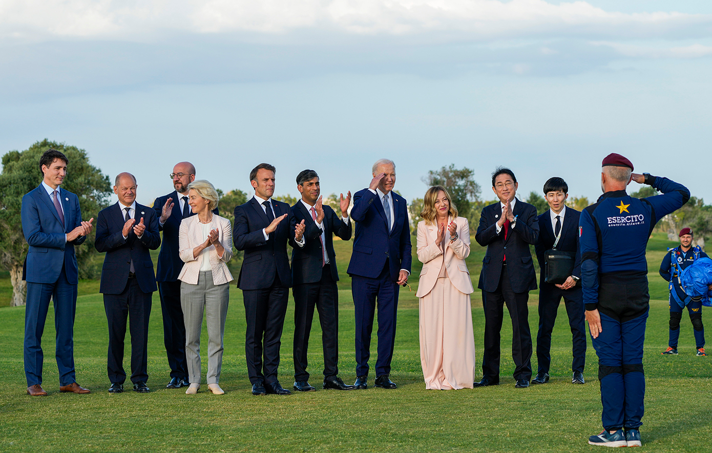 G7: Αφαιρέθηκαν οι αναφορές στην προστασία της ταυτότητας φύλου