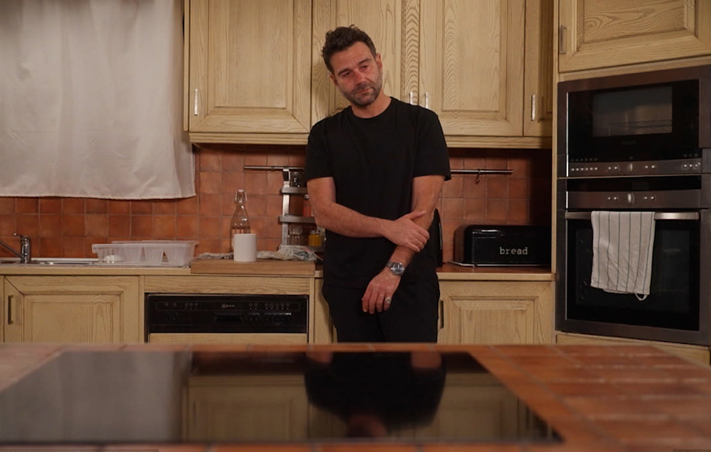 Η γη της ελιάς Η γη της ελιάς