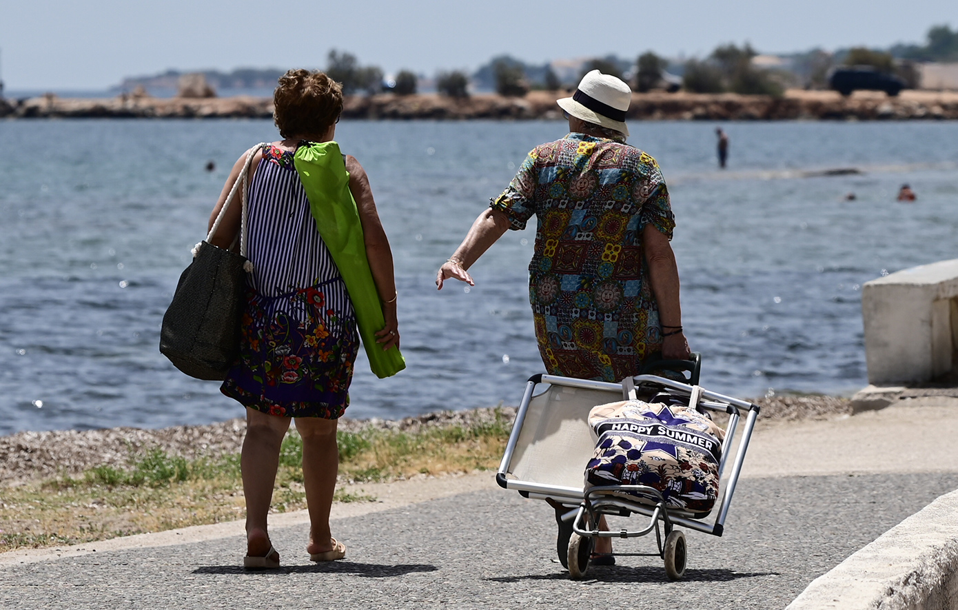 «Καμπανάκι» από την Ελληνική Καρδιολογική Εταιρεία ενόψει καύσωνα – «Η πολλή ζέστη μπορεί να δημιουργήσει προβλήματα»