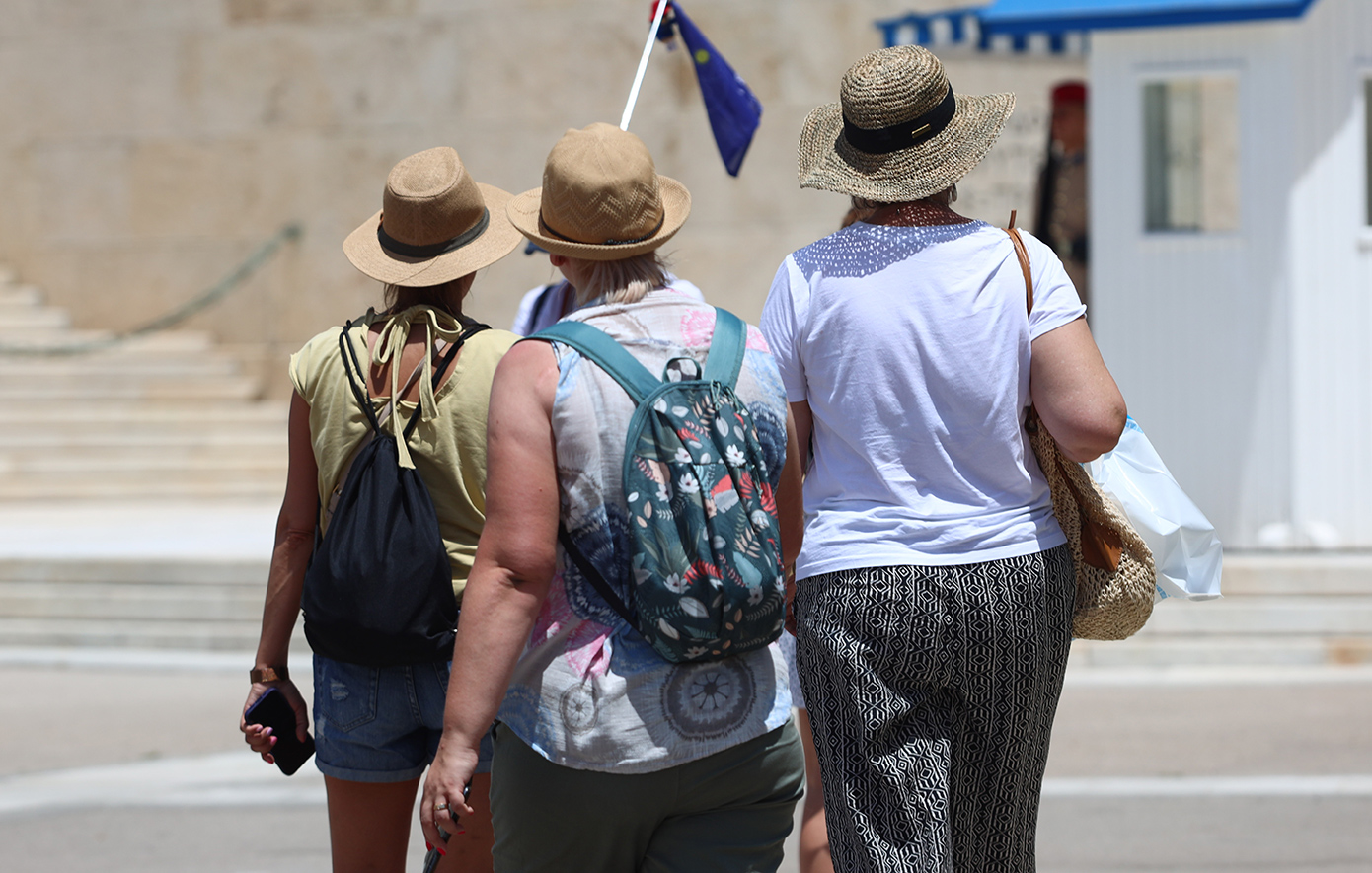 Ανάσες δροσιάς από σήμερα καθώς ο καύσωνας μας αποχαιρετά &#8211; Πού θα βρέξει
